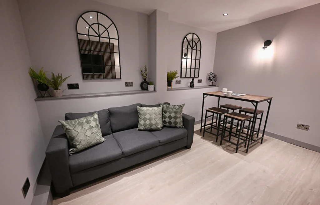 Orlando Village Gold Student Room