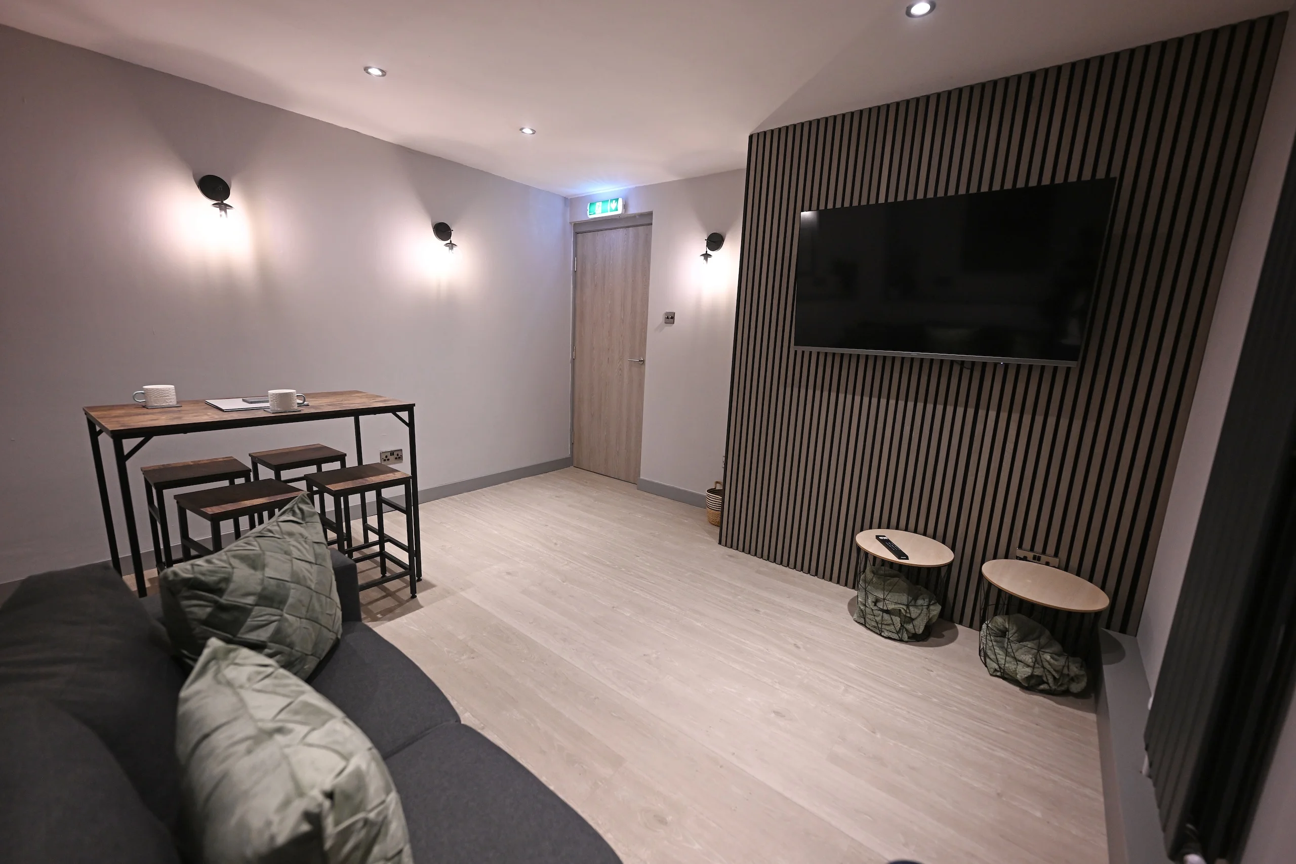 Orlando Village Gold Student Room