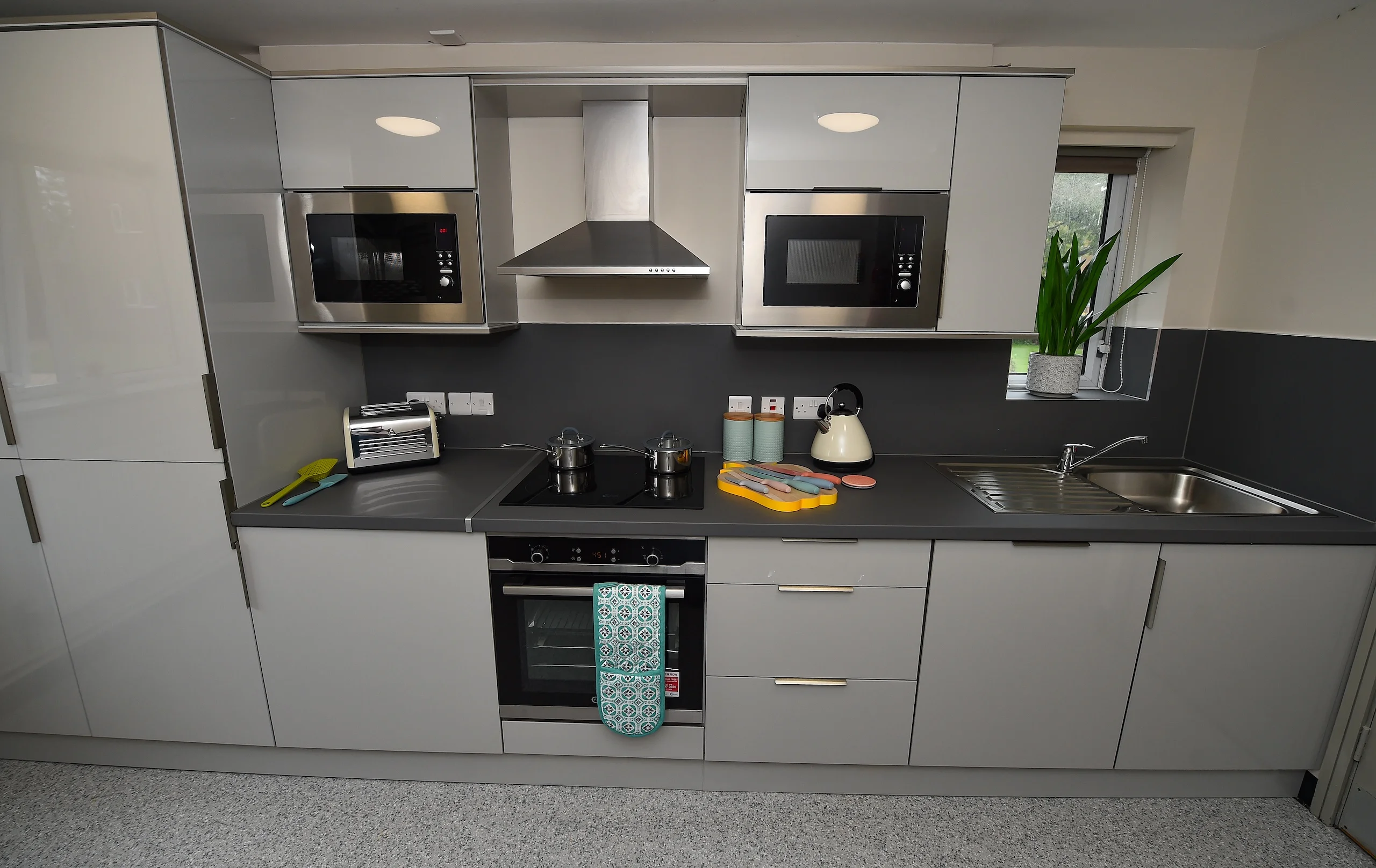 Orlando Village Silver Student Room