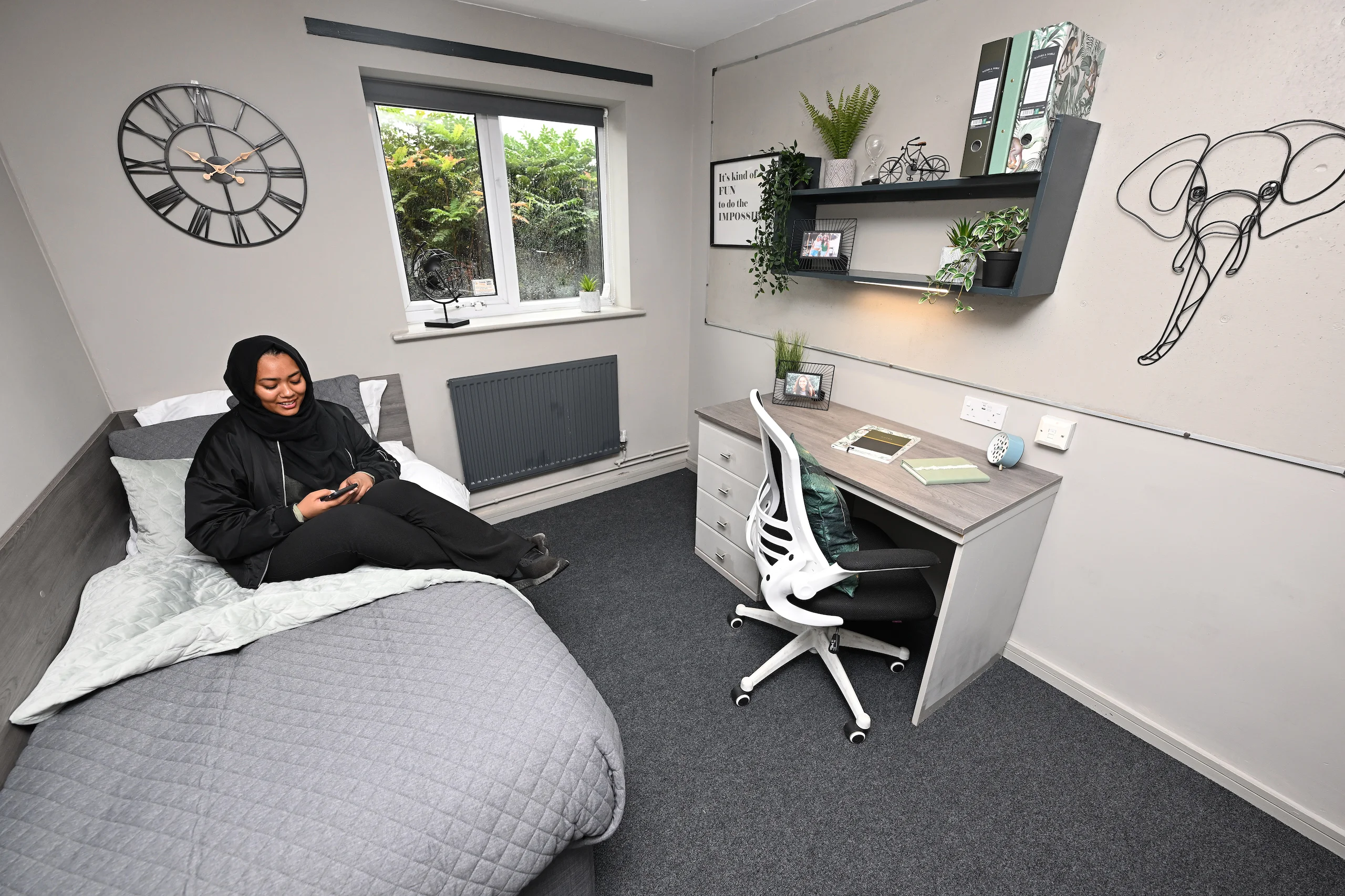 Orlando Village BronzePlus 14