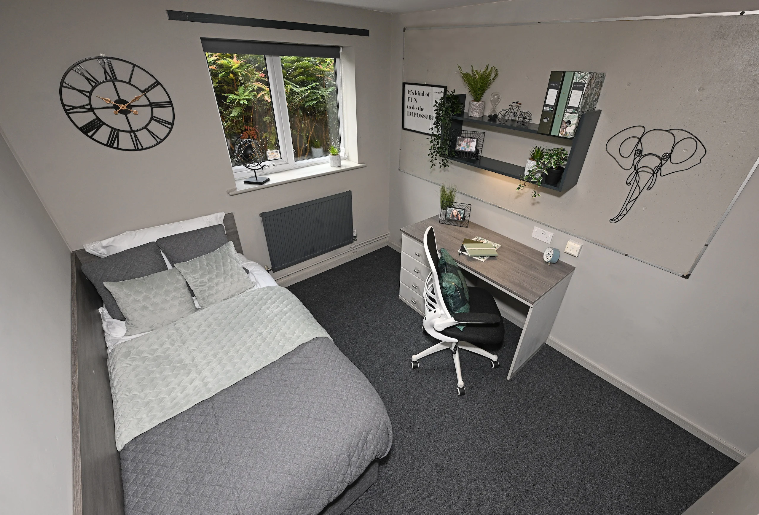 Orlando Village BronzePlus 6