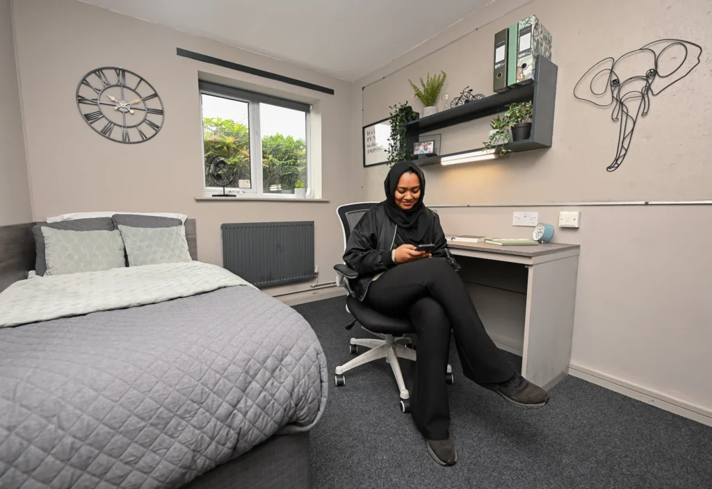 Orlando Village BronzePlus 9